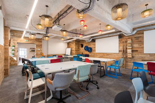 創(chuàng)意工廠般的會場設計 顛覆你對傳統(tǒng)會議空間的認知